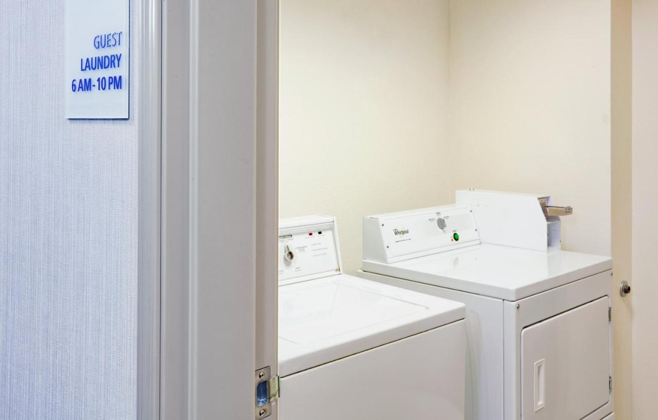 Holiday Inn Express & Suites - Dickinson By Ihg Ngoại thất bức ảnh