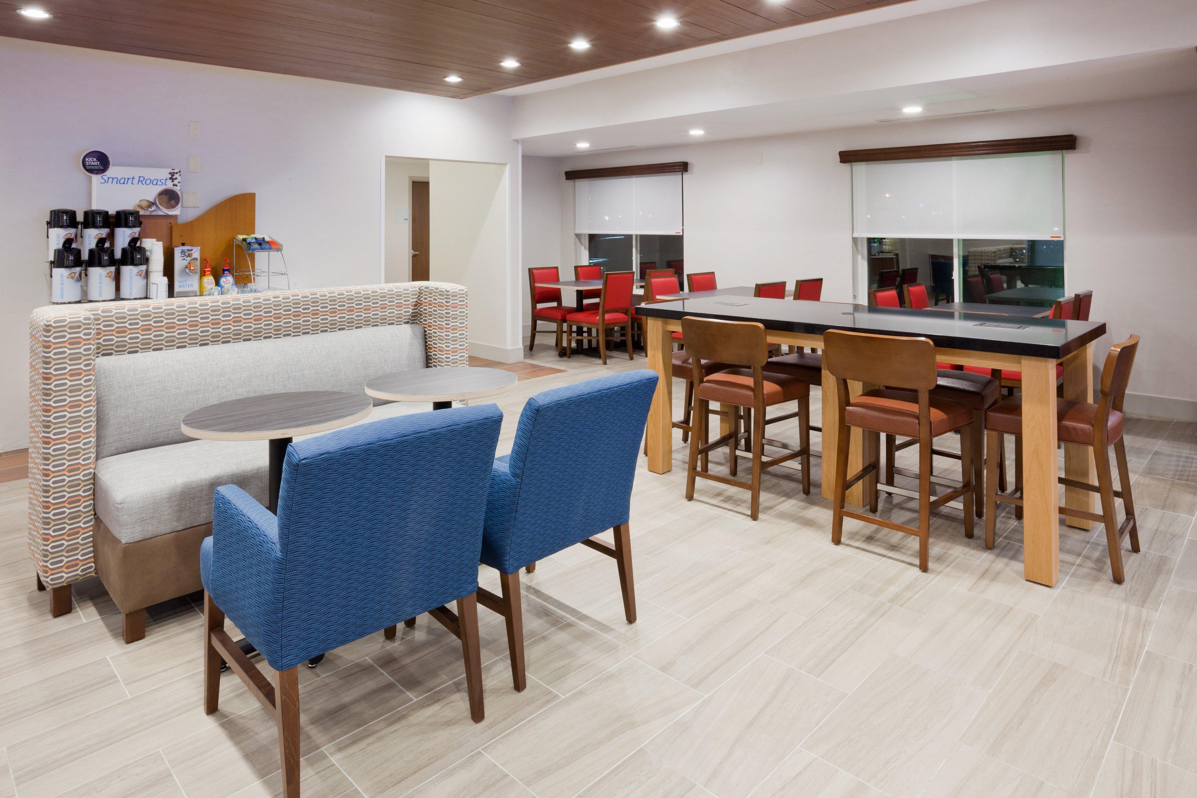 Holiday Inn Express & Suites - Dickinson By Ihg Ngoại thất bức ảnh
