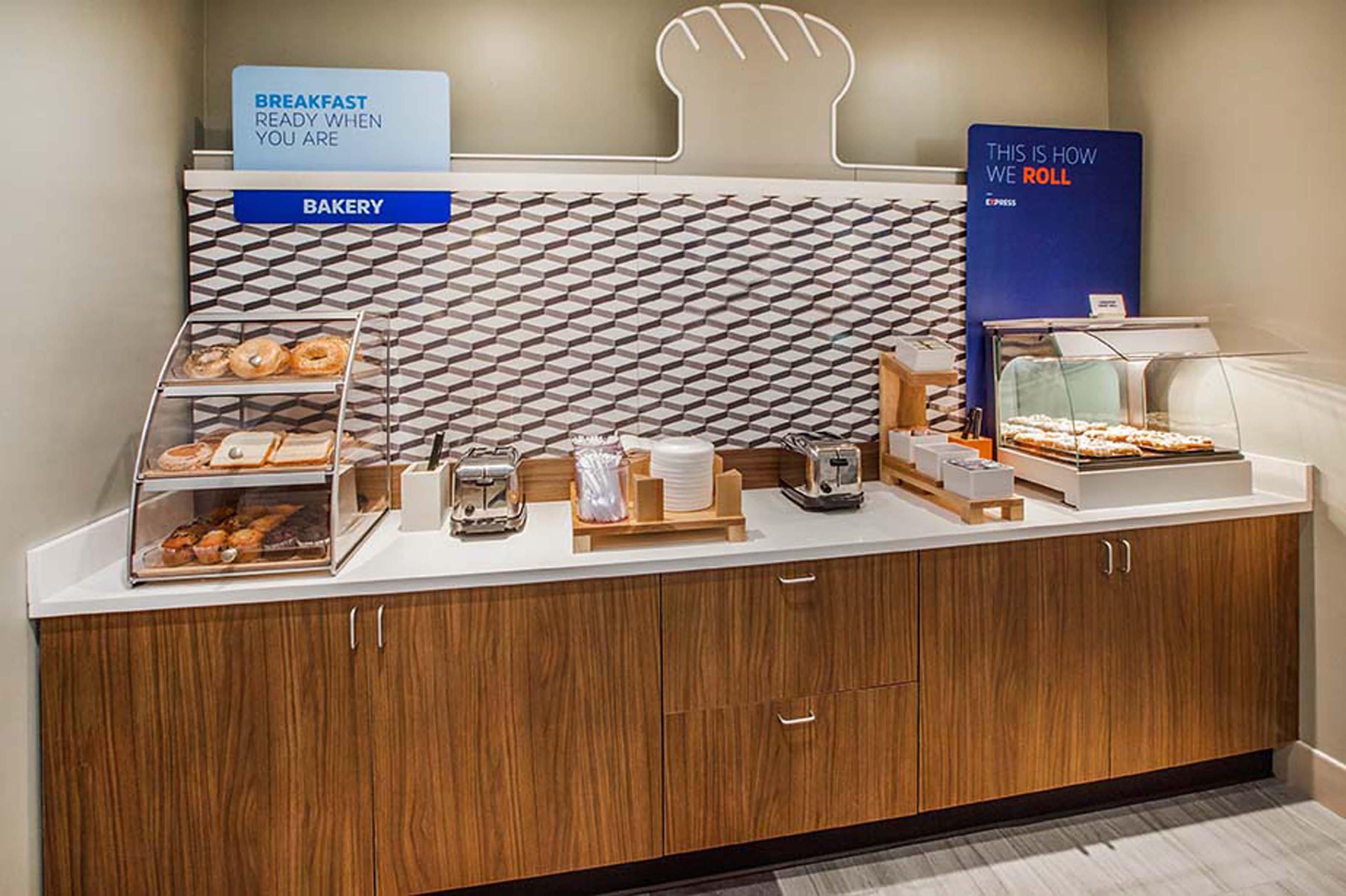 Holiday Inn Express & Suites - Dickinson By Ihg Ngoại thất bức ảnh