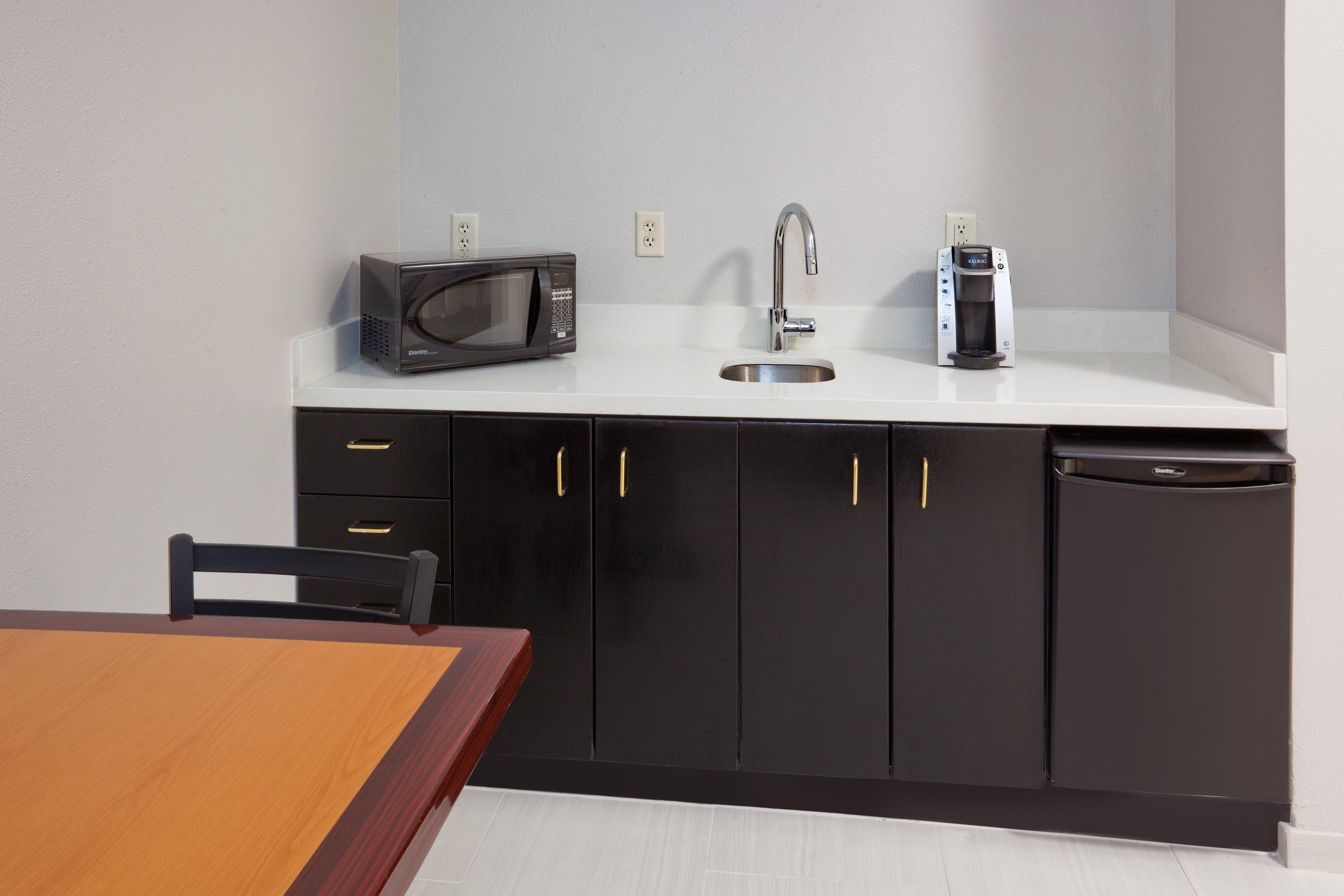 Holiday Inn Express & Suites - Dickinson By Ihg Ngoại thất bức ảnh
