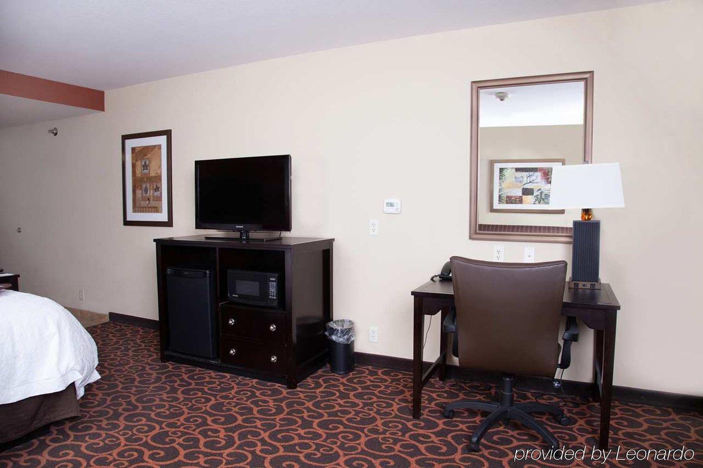 Holiday Inn Express & Suites - Dickinson By Ihg Ngoại thất bức ảnh
