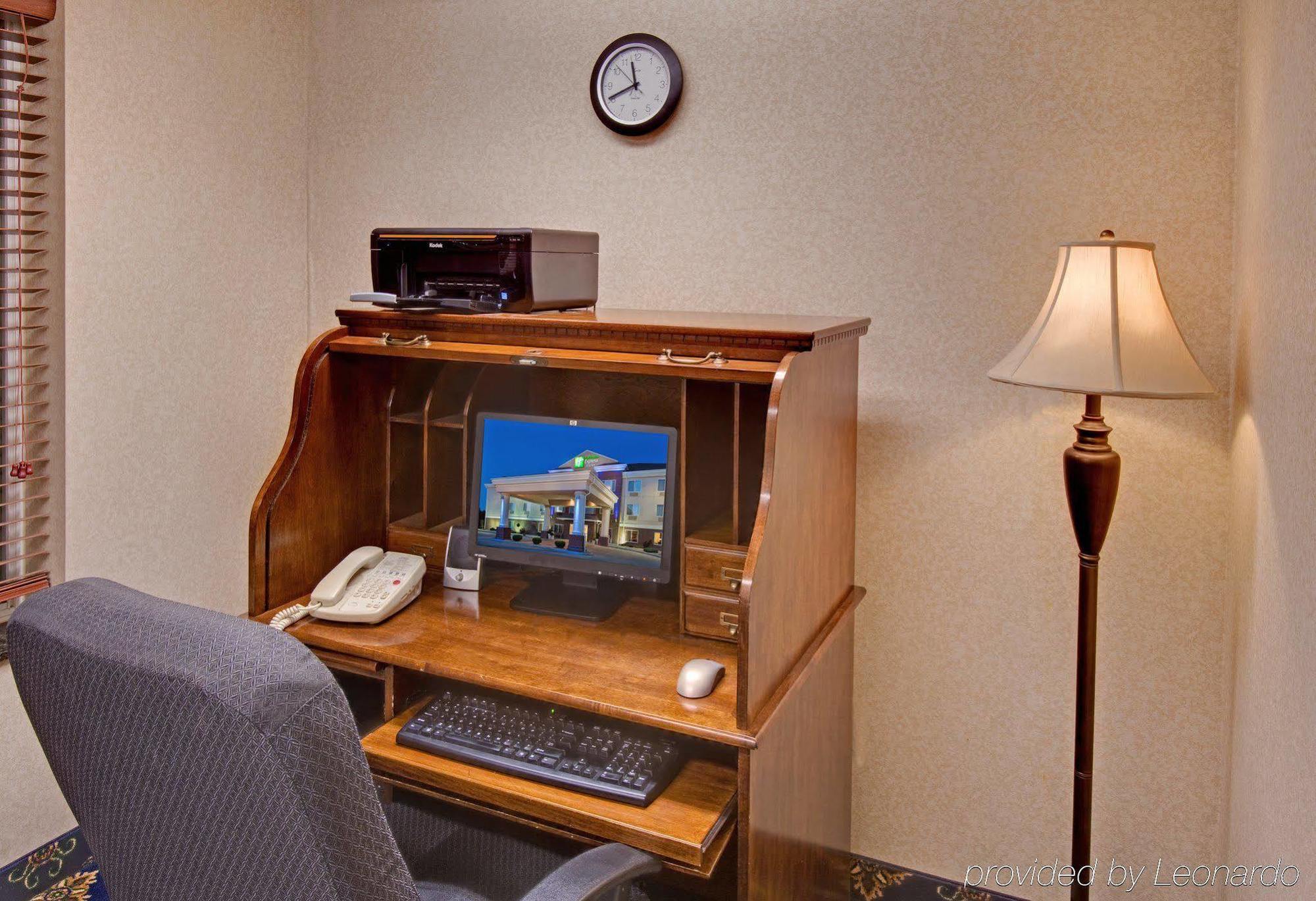 Holiday Inn Express & Suites - Dickinson By Ihg Tiện nghi bức ảnh