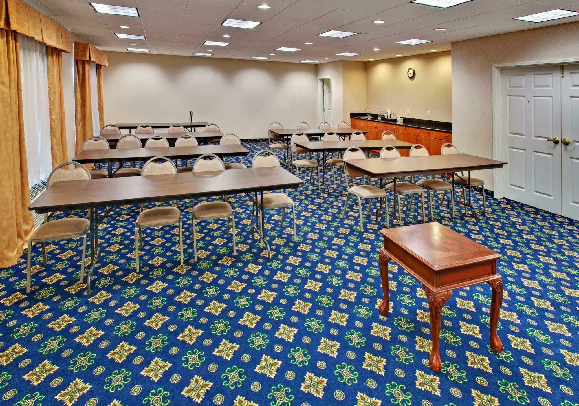 Holiday Inn Express & Suites - Dickinson By Ihg Tiện nghi bức ảnh